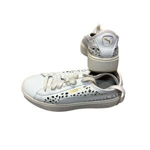 Puma Leather sneakers size 7